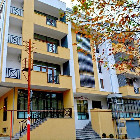 G&G Hotel Tiflis Exterior foto