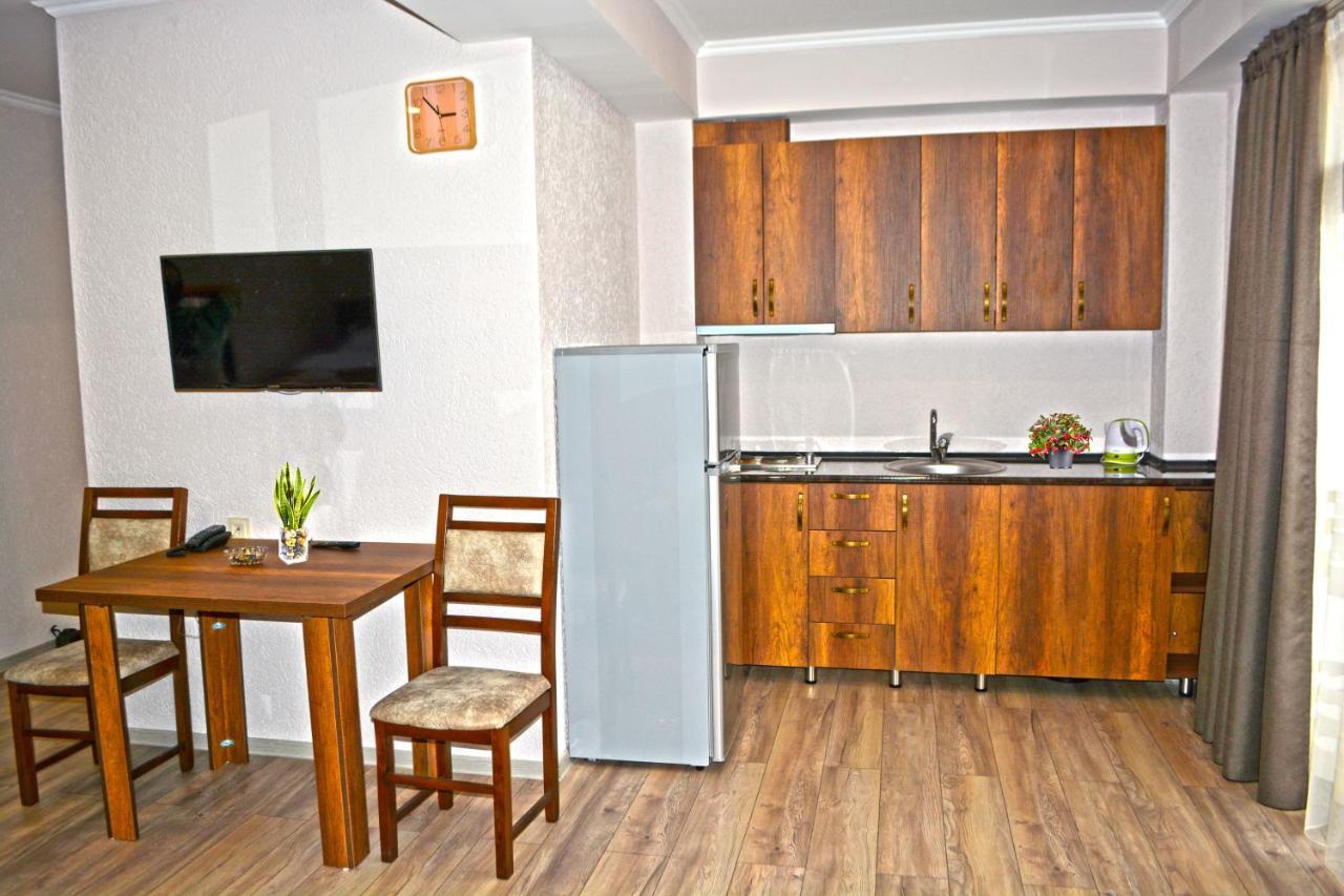 G&G Hotel Tiflis Exterior foto