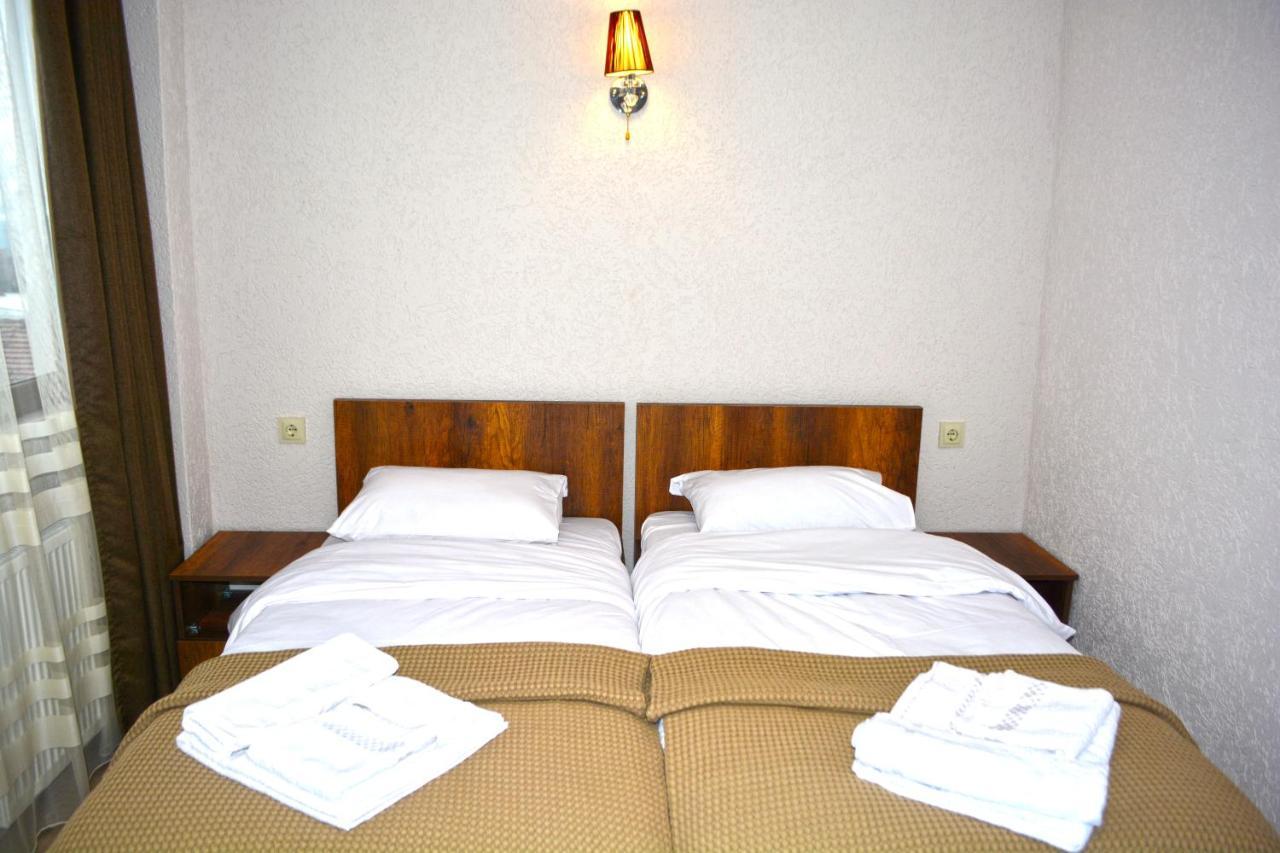G&G Hotel Tiflis Exterior foto