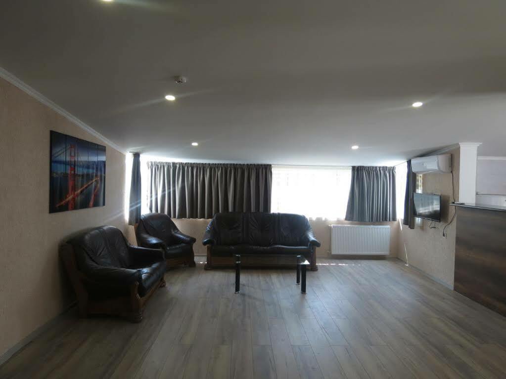 G&G Hotel Tiflis Exterior foto